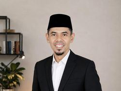 Mengapa Lunas Tunda Ganti Haji Khusus Harus Dihapus?