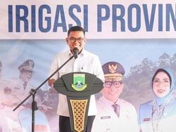 Belum Genap 2 Tahun Memimpin, Andra Soni Resmikan 7 Daerah Irigasi