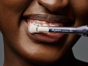 Dyson Bikin Sikat Gigi Pintar yang Punya Kamera, Ini Fungsinya