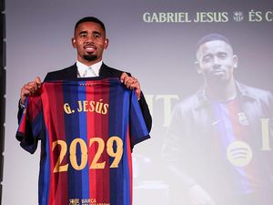 Flick Nggak Nyangka Barcelona Bisa Dapatkan Gabriel Jesus