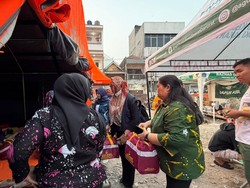 Kemensos Salurkan Bantuan untuk Korban Kebakaran di Gambir