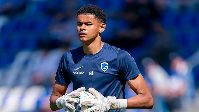 Liverpool gaet kiper muda Belgia Lucca Brughmans. 