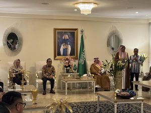Menko PMK hingga Rektor Bertemu Menteri Saudi, Bahas Kerja Sama Pendidikan