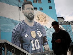 Mural Lionel Messi Hiasi Ruang Publik di Buenos Aires