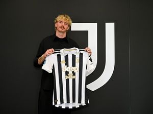 Juventus Resmi Pinjam Woltemade dari Newcastle
