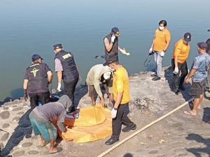 Mayat Pria Diduga Korban Tenggelam Ditemukan di Waduk Tunggu Pampang Makassar