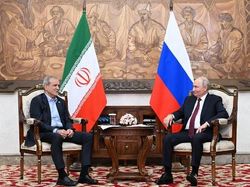 Bertemu Putin, Presiden Iran Apresiasi Dukungan Rusia Selama Perang Lawan AS