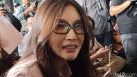 Sarwendah Tunjukkan Hasil Tes Kesehatan Non-reaktif