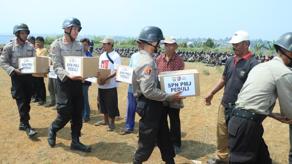 Siswa Diktuba SPN Polda Metro Gelar Ekspedisi Darat 30 Km Demi Empati