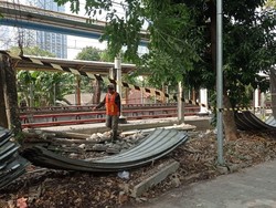 Pensiun Layani Penumpang KRL, Kondisi Stasiun Karet Kini Tak Lagi Sama