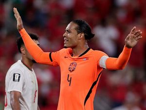 Masih Lanjut di Timnas Belanda, Van Dijk?