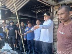 Pasar Pabaeng-baeng Segera Diperbaiki Usai Kebakaran, Pedagang Diberi Modal