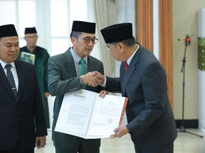 Ratu Dewa Lantik Sulaiman Amin Jadi Pj Sekda Palembang