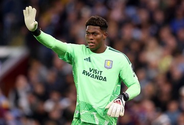 Sejarah! Zion Suzuki Jadi Kiper Pertama Jepang di Premier League