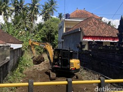 Kerap Meluap Saat Musim Hujan, Sungai Mati di Pikat Klungkung Dikeruk