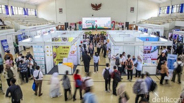 Berita dari Detik Finance: Serapan Tenaga Kerja Menyusut Meski Ekonomi Tumbuh