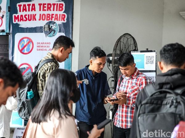 Berburu Lowongan Kerja di Ragunan, Career Fest Jadi Harapan