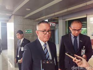 Angkasa Pura Buka Suara soal Pesawat Menhut Gagal Mendarat Gegara Asap