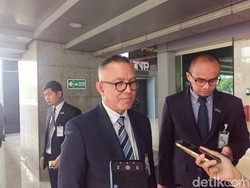 Angkasa Pura Buka Suara soal Pesawat Menhut Gagal Mendarat Gegara Asap