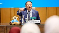 Cucun Ajak Santri Kenali Peran DPR & Berani Bermimpi Jadi Pemimpin Bangsa