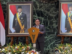 Pramono Sebut Giant Sea Wall Perlu untuk Hadapi Rob, Tunggu Arahan Pusat