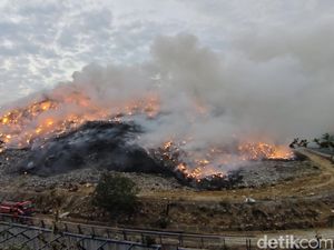 Kementerian LH Pantau Langsung Kebakaran TPA Putri Cempo Solo