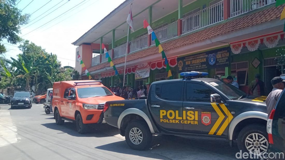Diduga Keracunan Ikan Dori, Puluhan Siswa MIM di Klaten Tumbang