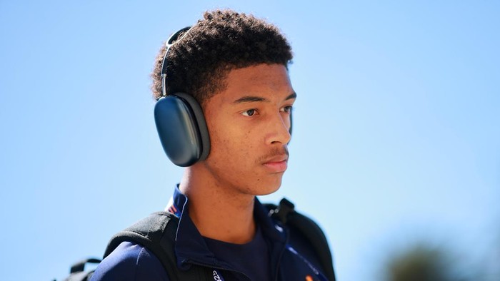 VALPARAISO, CHILE - OCTOBER 15: Noham Kamara of France arrives at the stadium prior to the FIFA U-20 World Cup Chile 2025 semi-final match between Morocco and France at Estadio Elías Figueroa Brander on October 15, 2025 in Valparaiso, Chile. (Photo by Hector Vivas - FIFA/FIFA via Getty Images)