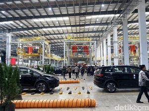 BYD Mulai Produksi Mobil di Subang, Harganya Nggak Bakal Turun