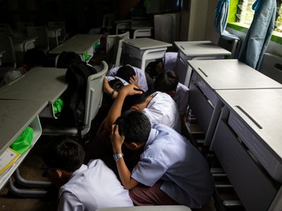 Sekolah-sekolah Filipina Gelar Latihan Hadapi Ancaman Penembakan