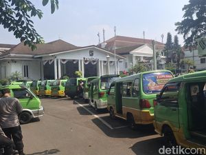Sopir Tolak Larangan Angkot Tua, Pemkot Bogor: Penertiban Tetap Lanjut