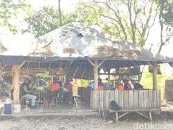 Kisah Itok, Penjaga Terakhir Wisata Batu Luhur Kuningan