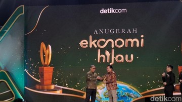 Dirut Jasa Raharja Raih Anugerah Ekonomi Hijau 2026