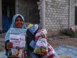 Le Minerale Gandeng Benih Baik Salurkan Bantuan untuk Korban Gempa NTT