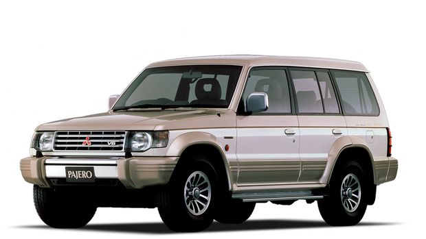 Generasi kedua Mitsubishi Pajero.