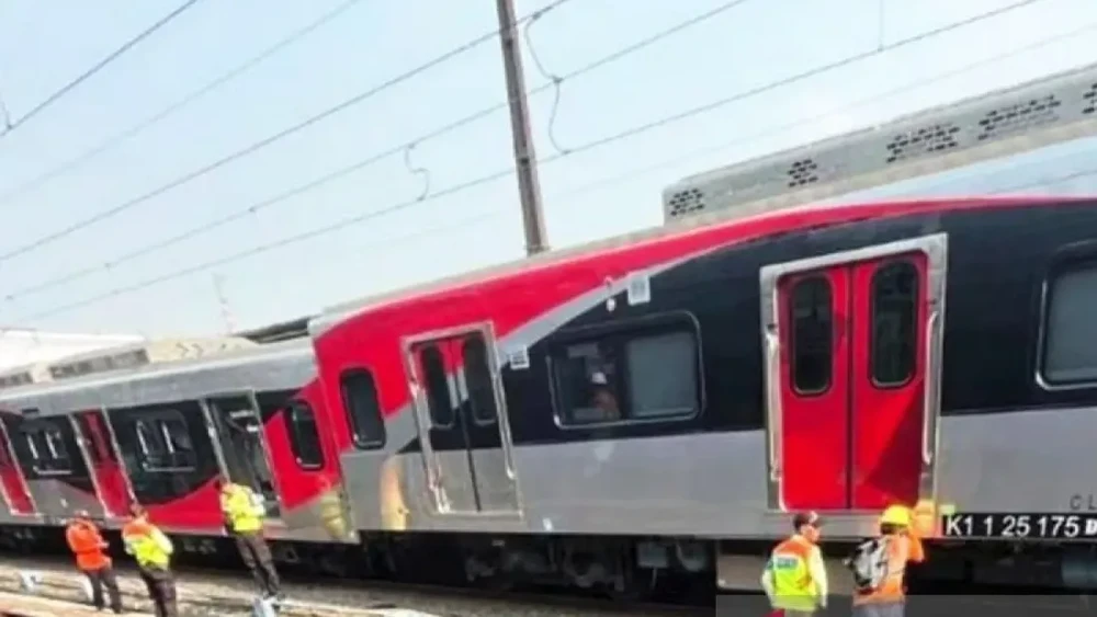 KRL Anjlok Beruntun KAI Janji Usut Tuntas