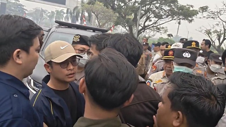 Mahasiswa Ungkap Pemicu Ketegangan dengan Gubernur Kalbar Saat Bahas Karhutla