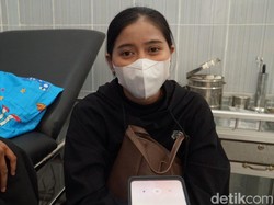 Ortu Siswa Korban Keracunan di Jombang: Sebetulnya MBG Itu Ndak Perlu