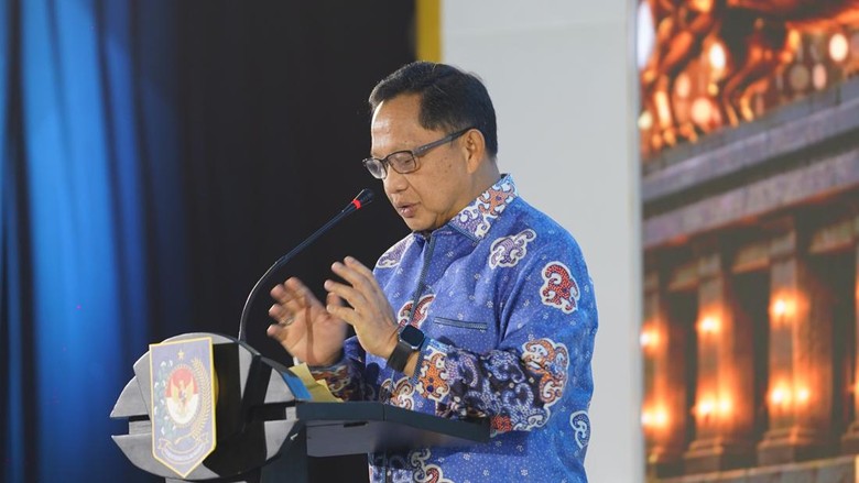 Instruksi Mendagri: Semua Bergerak, Keroyok Rame-rame Penanganan Karhutla
