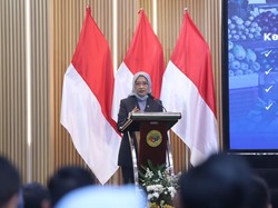 MenPAN-RB Rini: Sukses Pemimpin Bukan Sekadar Laporan dan Rapat