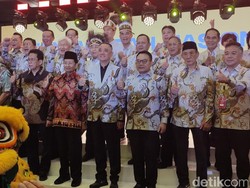 KSP Dudung Buka Munas PSMTI, Menag Nasaruddin Pimpin Doa