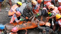 Penyelamatan Dramatis 2 Orang Hidup-hidup Usai 9 Hari Banjir Nepal