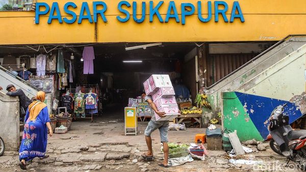 Pasar Sukapura Bertahan di Tengah Bangunan yang Memprihatinkan