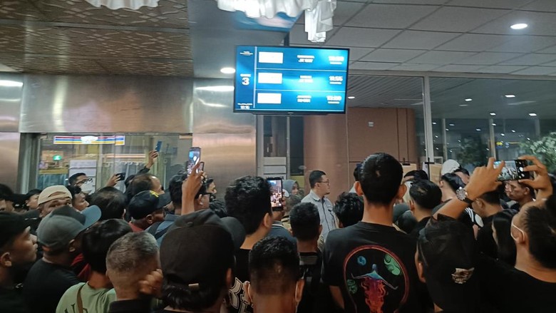 Penerbangan Batal karena Kabut Asap, Penumpang di Supadio Sempat Emosi
