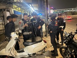 Polisi Ciduk Pemotor Lawan Arah di Jatinegara, Sempat Ngeyel saat Disetop