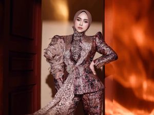 Ria Ricis Lihat Langsung Kebakaran Hutan di Maluku: Karhutla Itu Nyata!