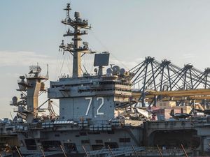 Kondisi Mental Awak USS Lincoln: Dulu AS Bantah, Kini Akui