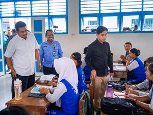 Gibran Tinjau Progres Rehabilitasi-Rekonstruksi Pascabencana SMAN 1 Barus