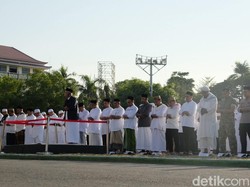 Warga dan Ulama di Parepare Salat Istisqa Minta Hujan Hadapi Kemarau Panjang