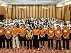 Sido Muncul Latih 100 Pemilik Angkringan di Surakarta untuk Berjualan Jamu